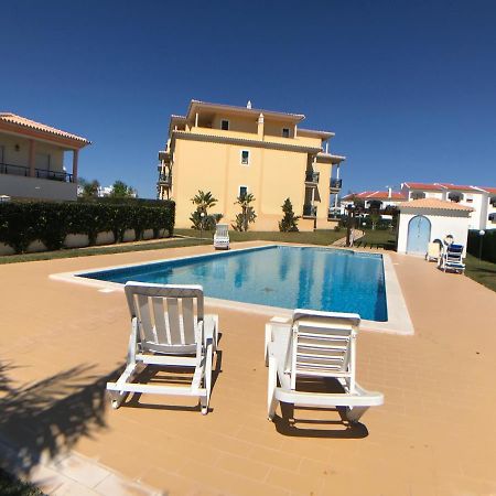 Oura Beach T1 Apartment Coral , Close To The Strip, Swimming Pool, Wi Fi, A/C Αλμπουφέιρα Εξωτερικό φωτογραφία