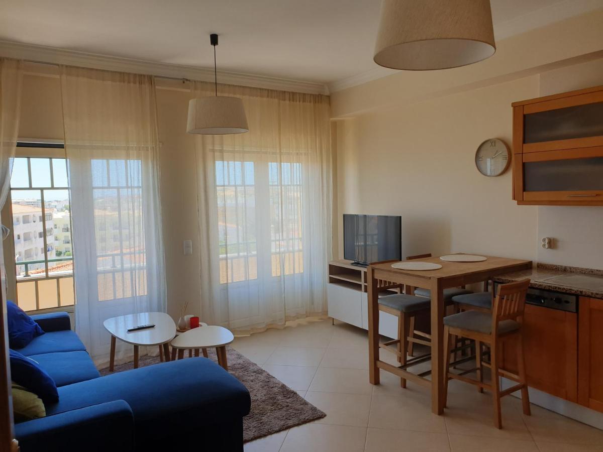 Oura Beach T1 Apartment Coral , Close To The Strip, Swimming Pool, Wi Fi, A/C Αλμπουφέιρα Εξωτερικό φωτογραφία
